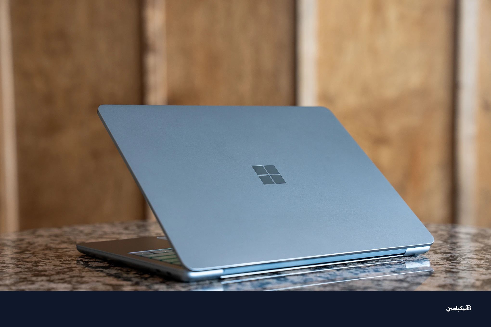 لابتوب مايكروسوفت سيرفس بمعالج أرم
