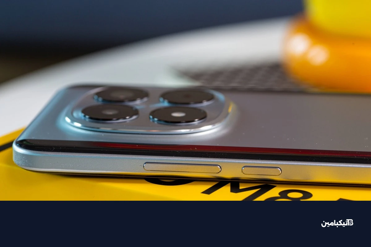 أزرار الجانب الأيمن