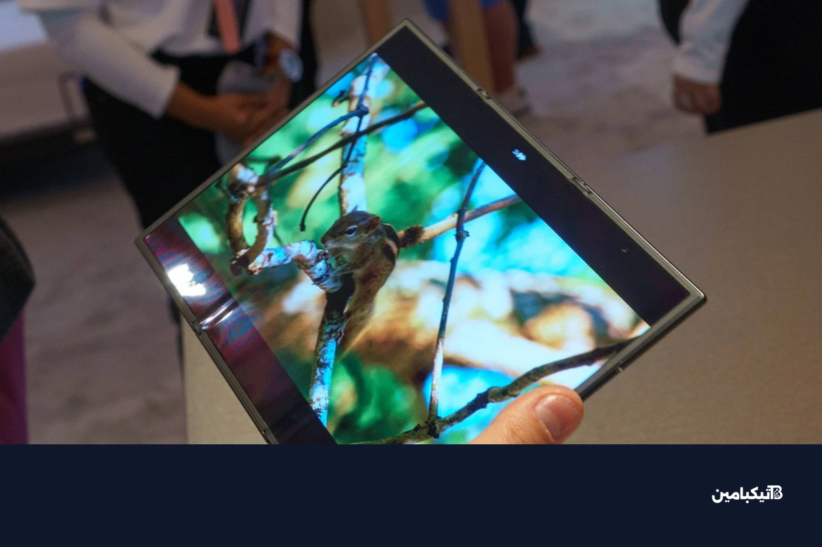 تعدد المهام وتشغيل التطبيقات على شاشة سامسونج ثلاثية الطي