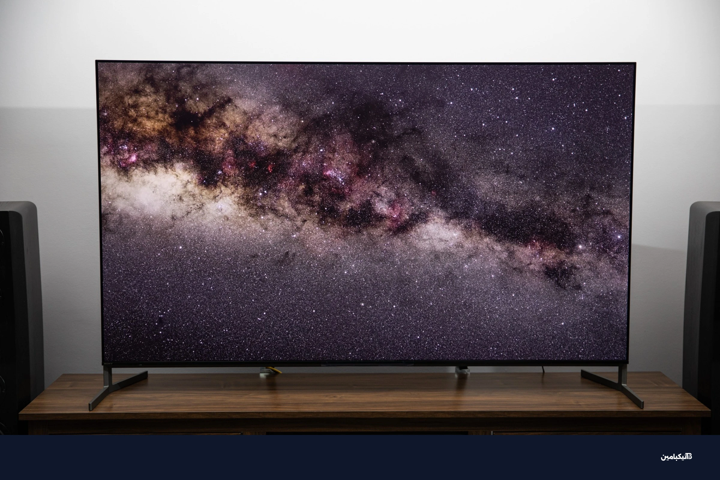 شاشة سوني الجديدة بتصميم أنيق