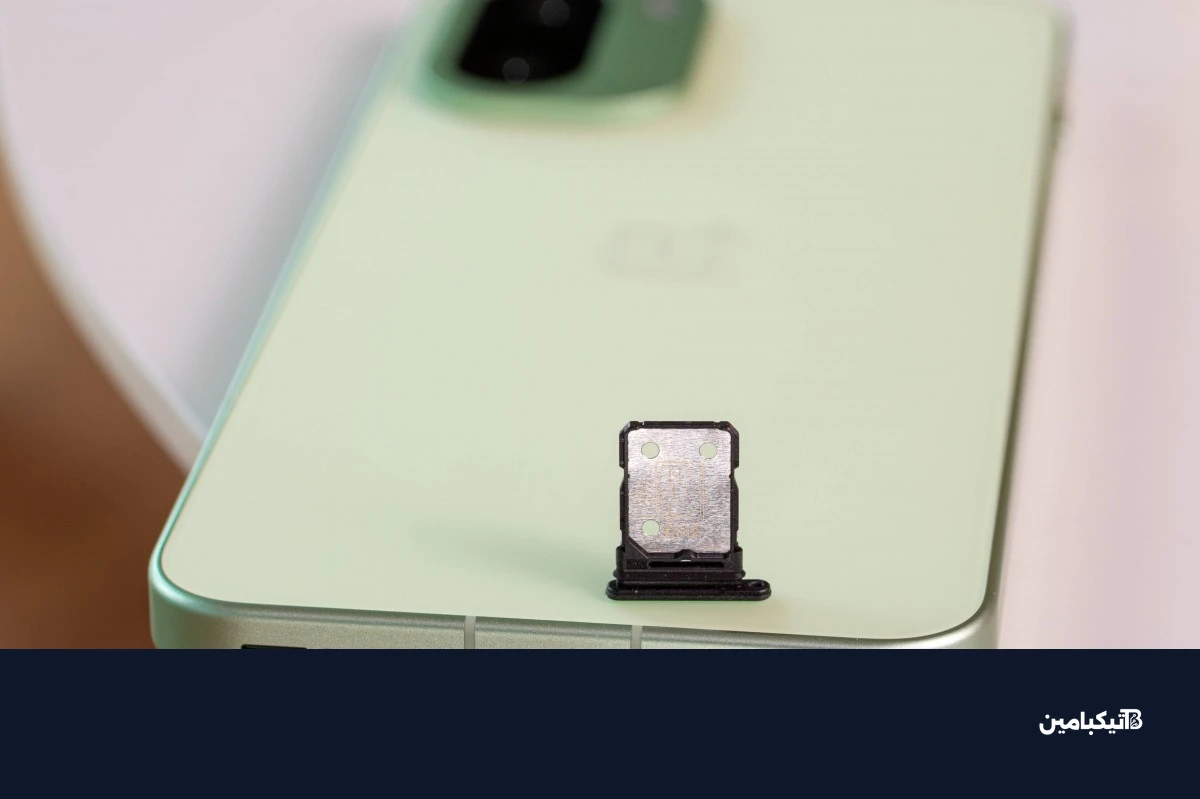 الجزء العلوي لهاتف ون بلس 15R