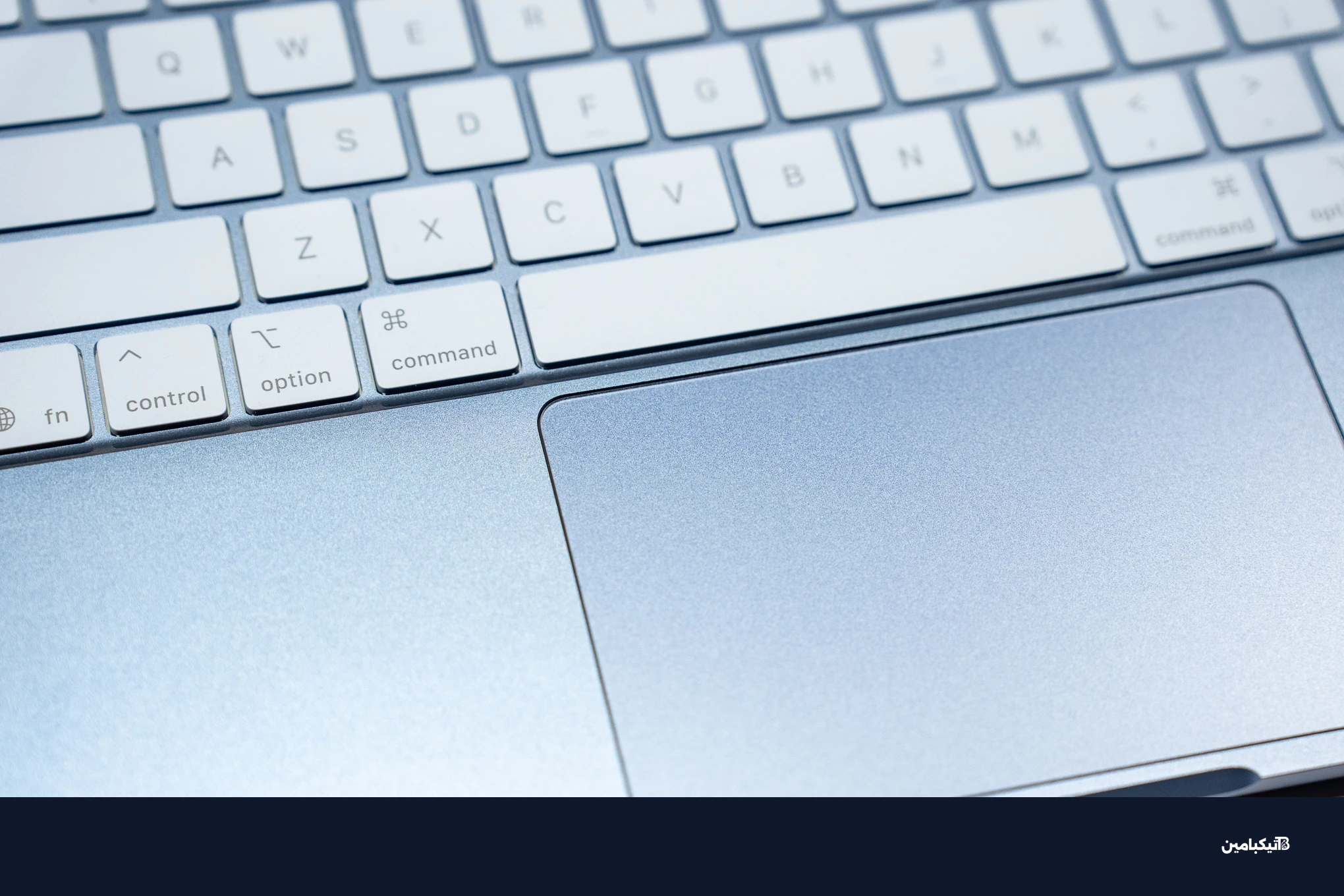 لقطة إضافية تُظهر تفاصيل السطح ولوحة التتبع.