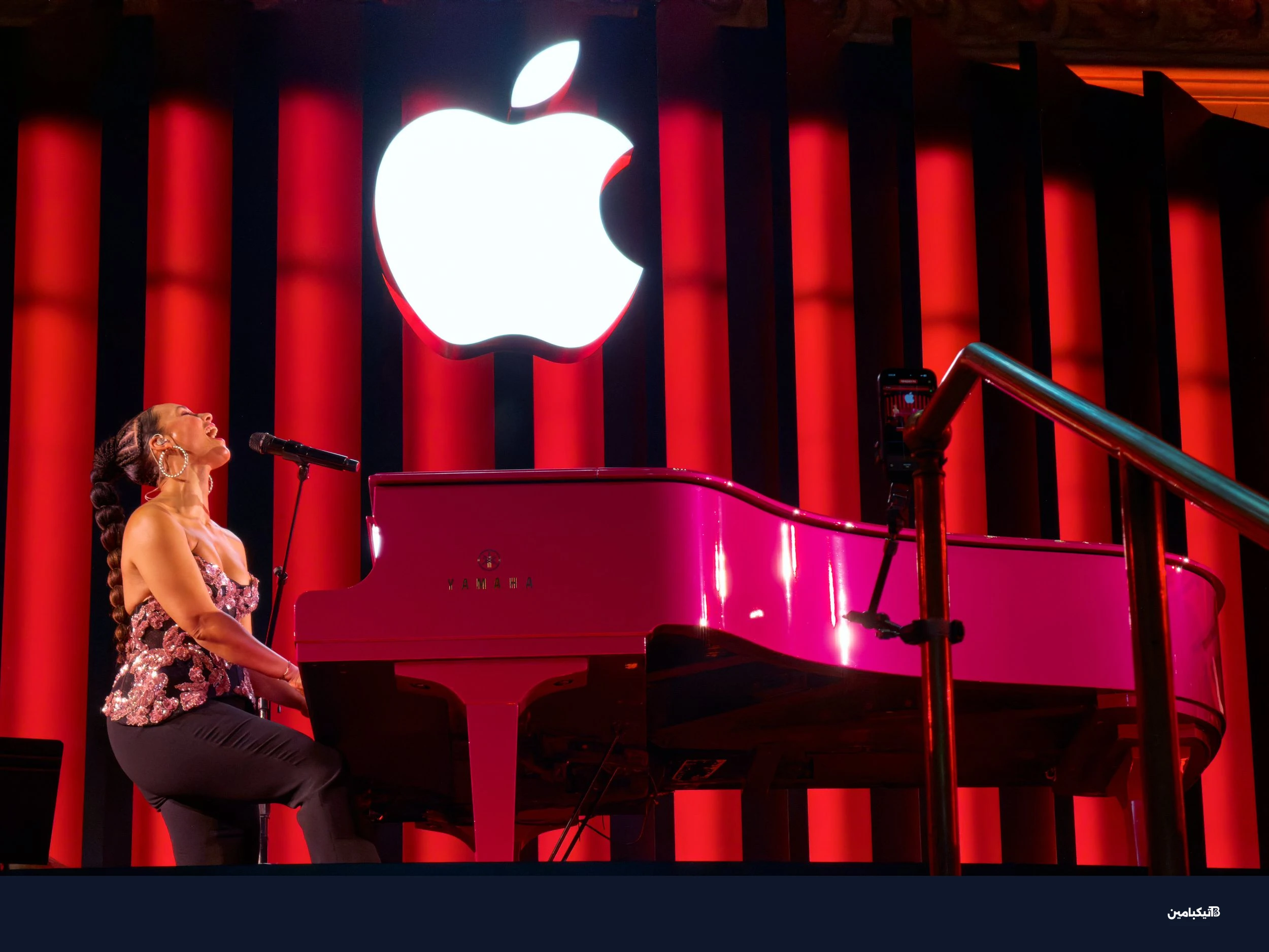 أليسيا كيز في متجر آبل