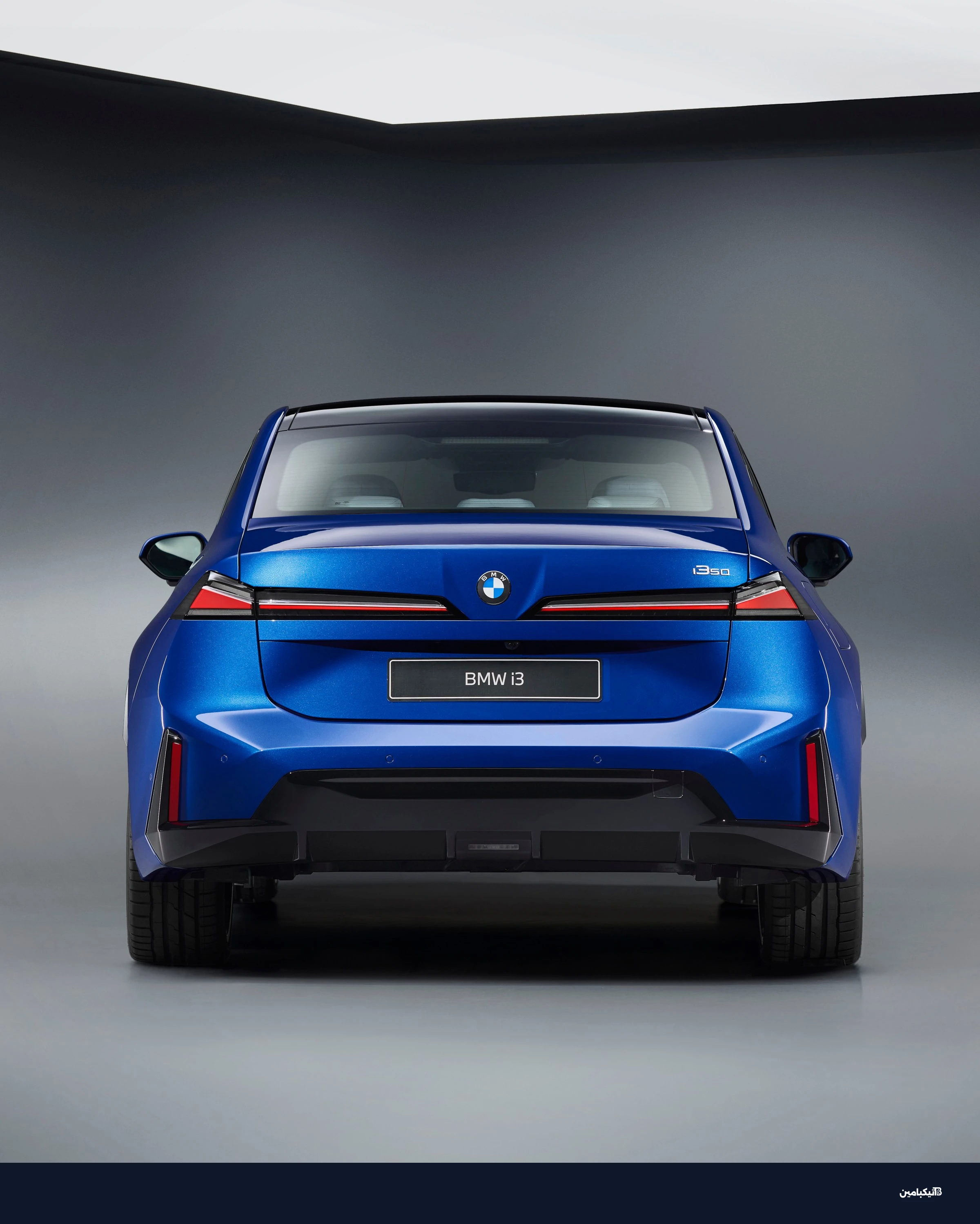 عجلة قيادة بي إم دبليو i3