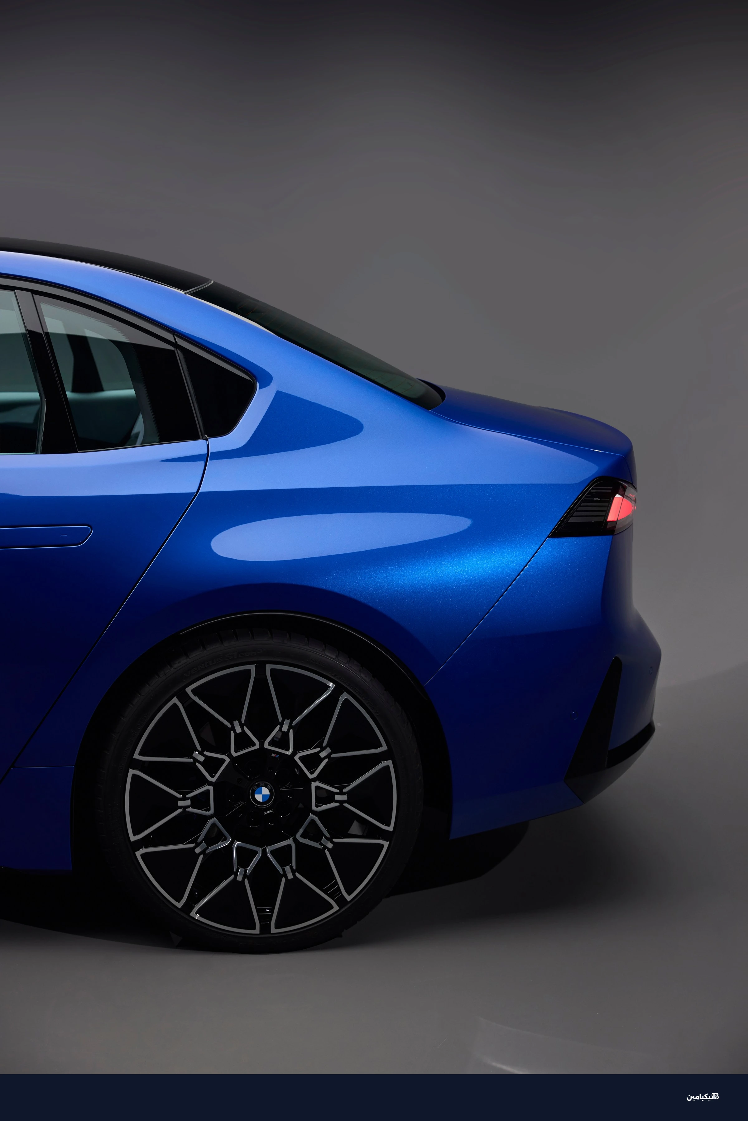 تفاصيل تصميم بي إم دبليو