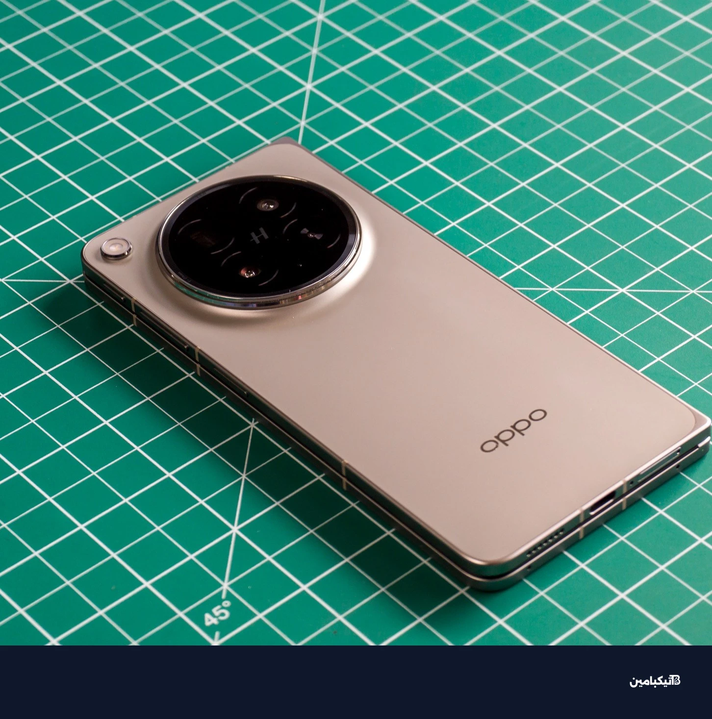 صورة هاتف أوبو Find N6