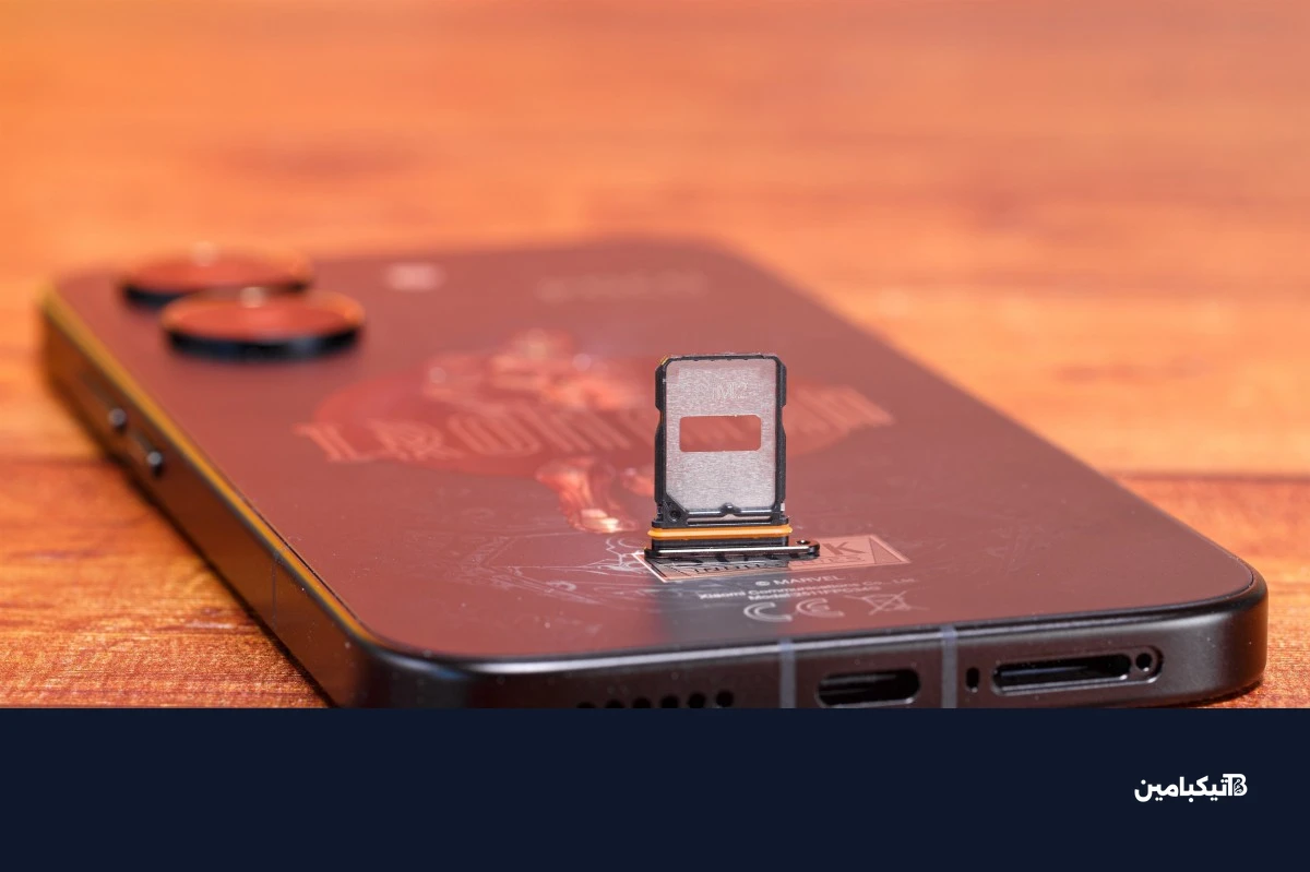 أزرار ومنافذ الهاتف