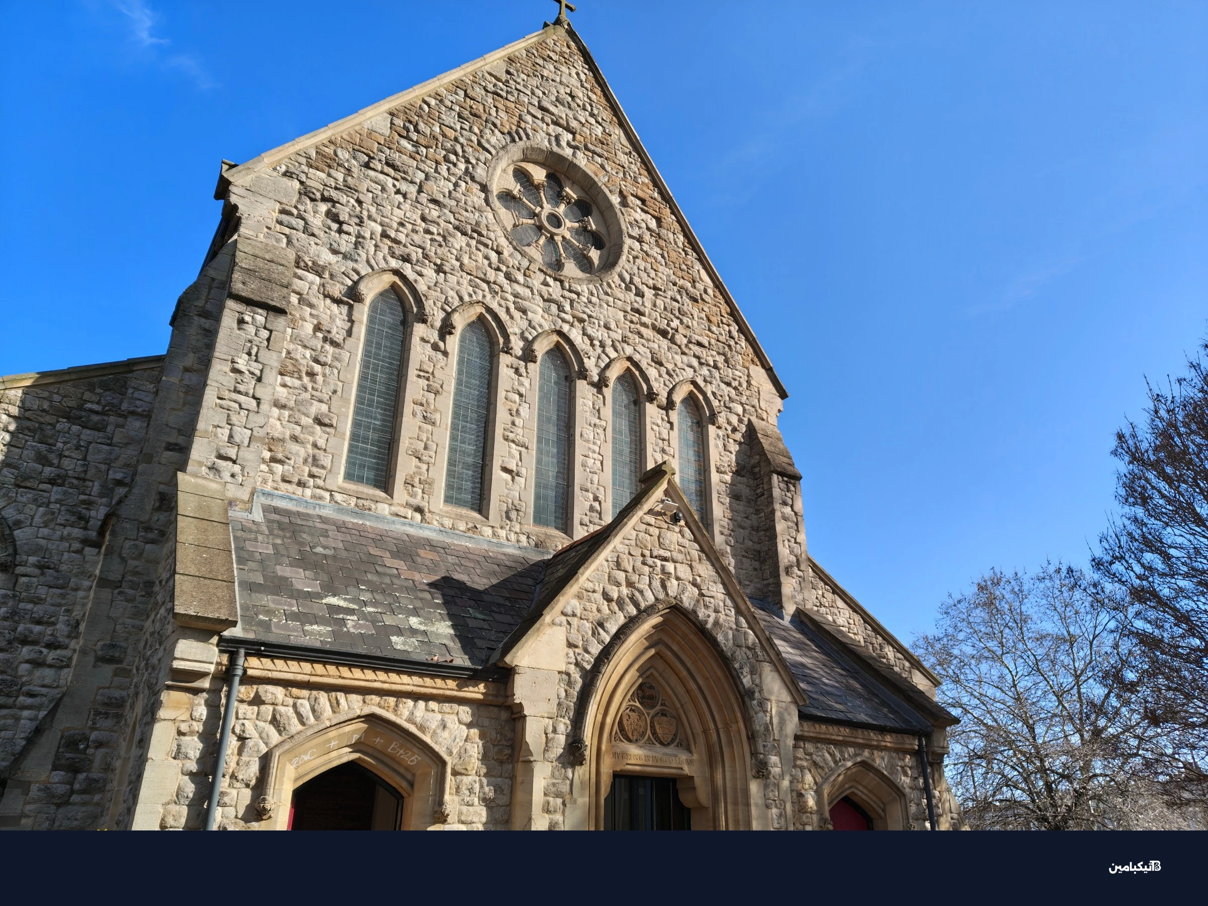 صورة إضافية من الكاميرا الرئيسية