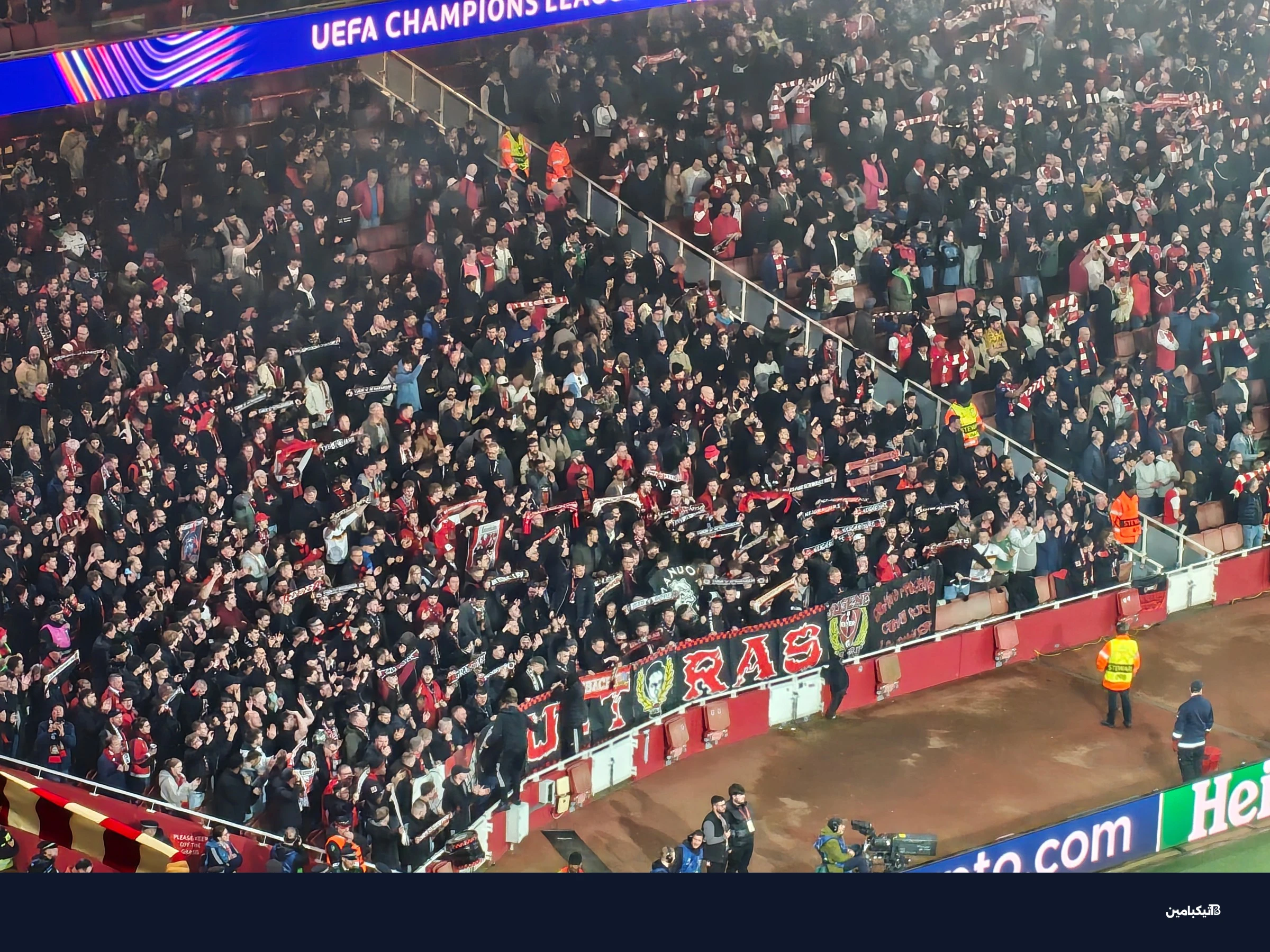 لكن عند القفز إلى 7x تصبح مشرقة بشكل زائد وتغمرها علامات واضحة لمدخلات الذكاء الاصطناعي - لقد تحولت الوجوه من ضبابية إلى مرعبة.