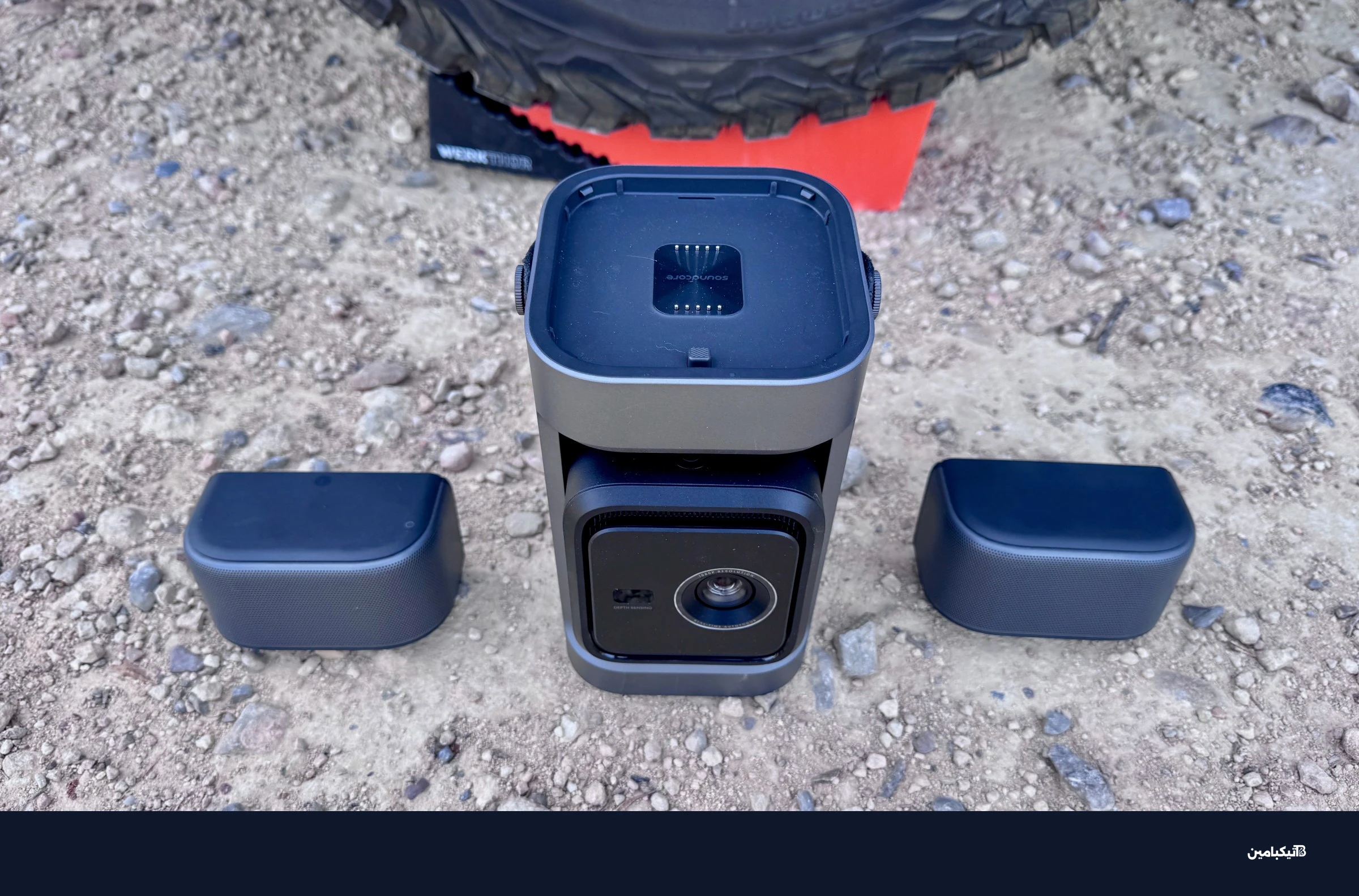 تصميم بروجيكتور أنكر Nebula P1