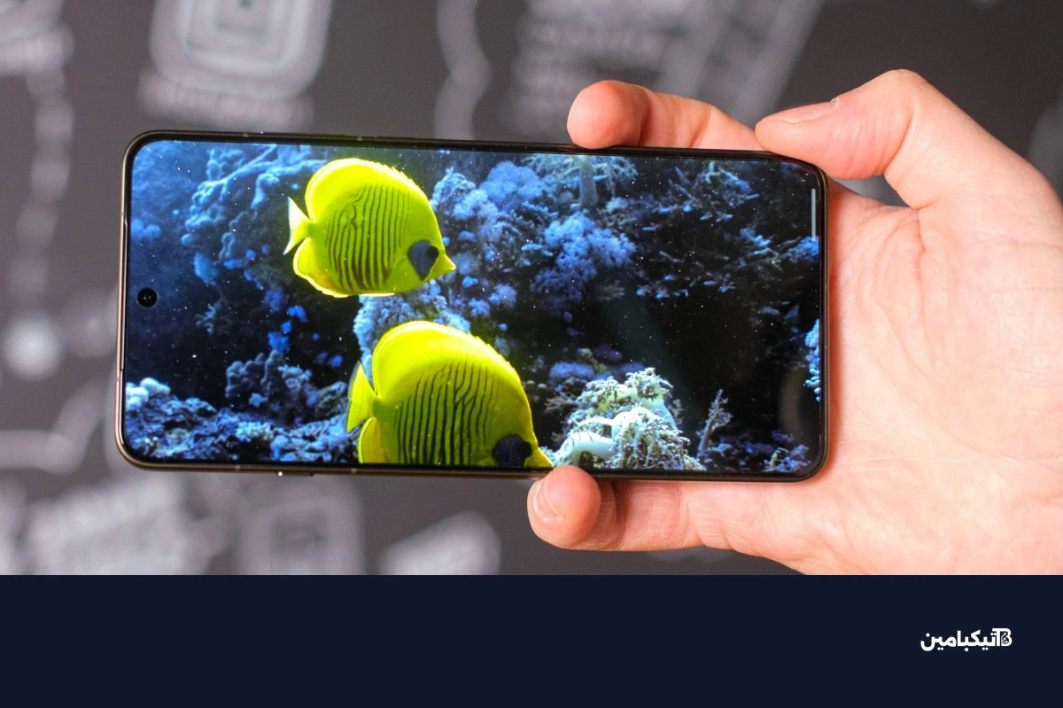 شاشة أوبو Find X9 Ultra بتردد 144 هرتز