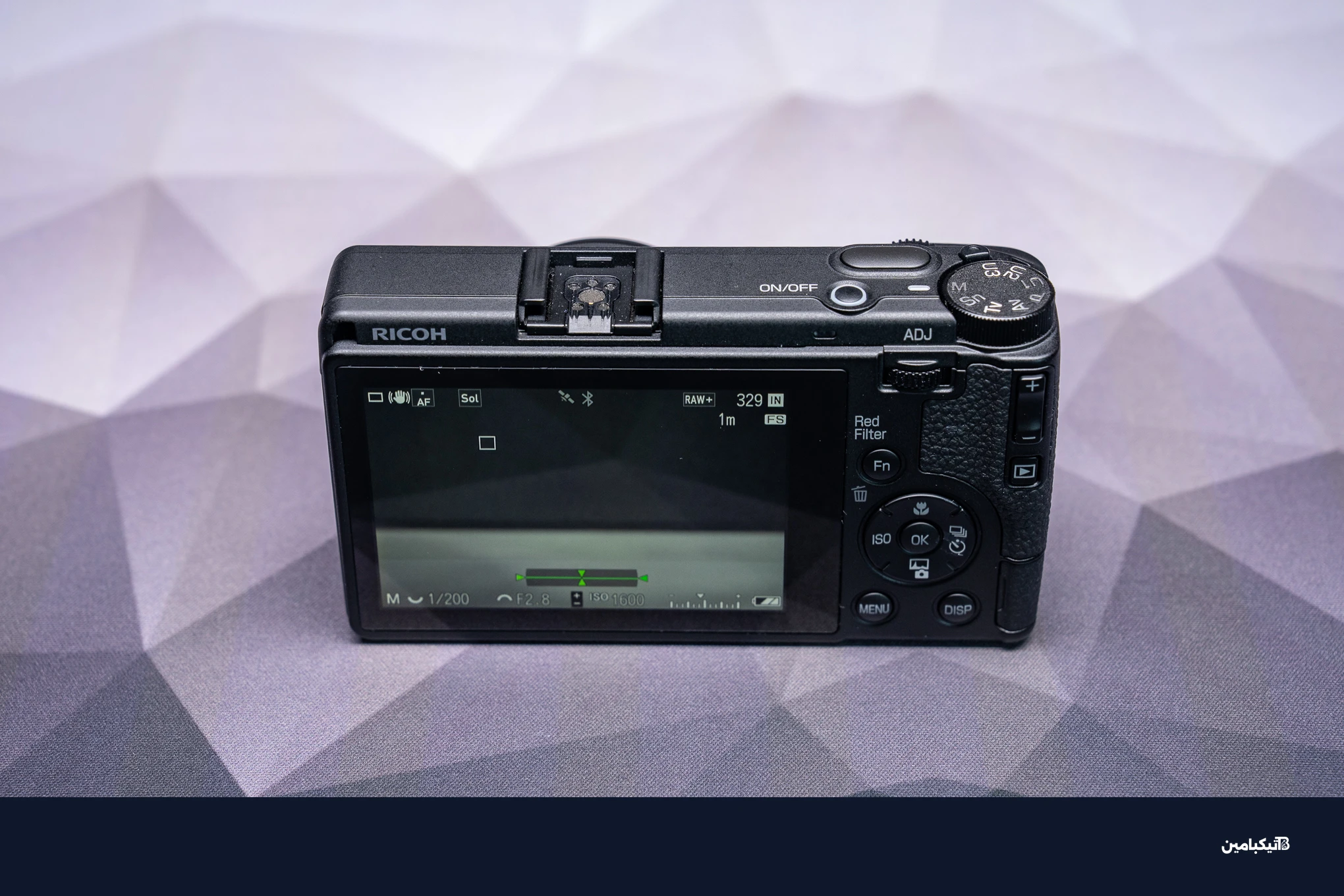 تصوير الشارع بكاميرا ريكو