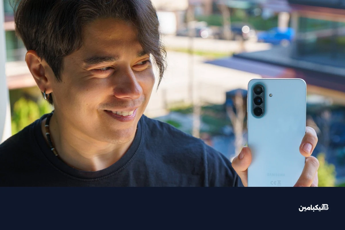 نحافة هاتف سامسونج Galaxy A57