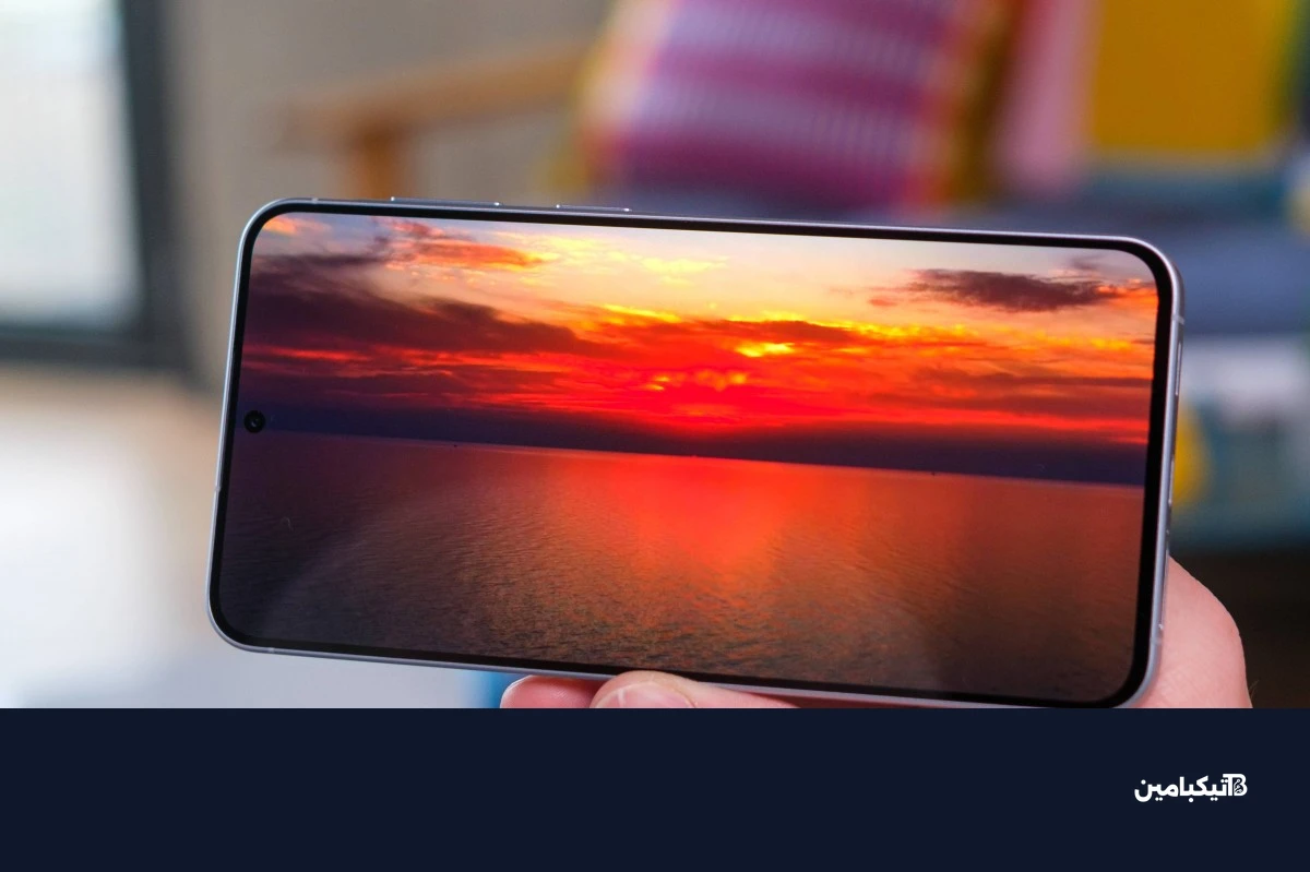 شاشة سامسونج Galaxy A57 أثناء تشغيل مقطع فيديو