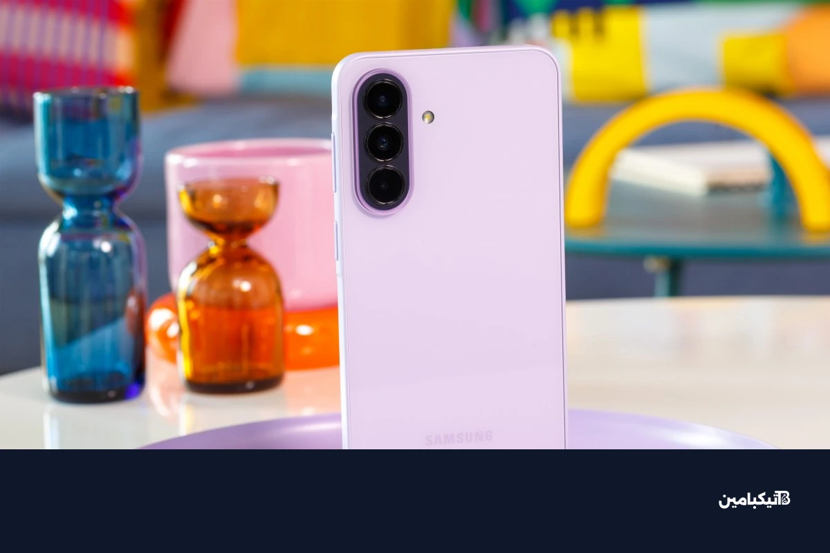 واجهة سامسونج جالاكسي A37 في الاستخدام