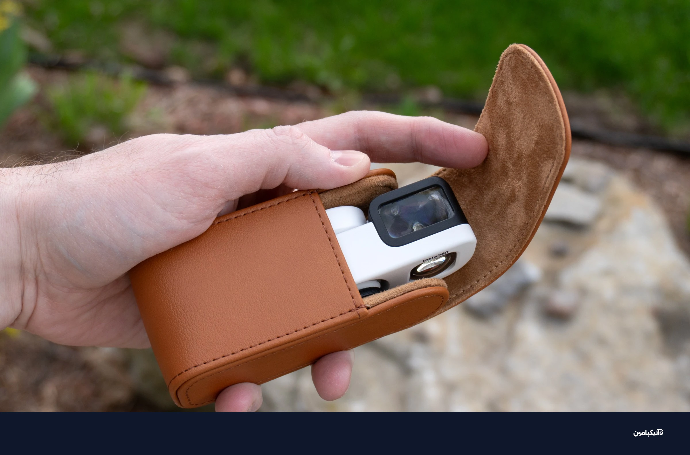 تفاصيل ملحق Retro Viewfinder