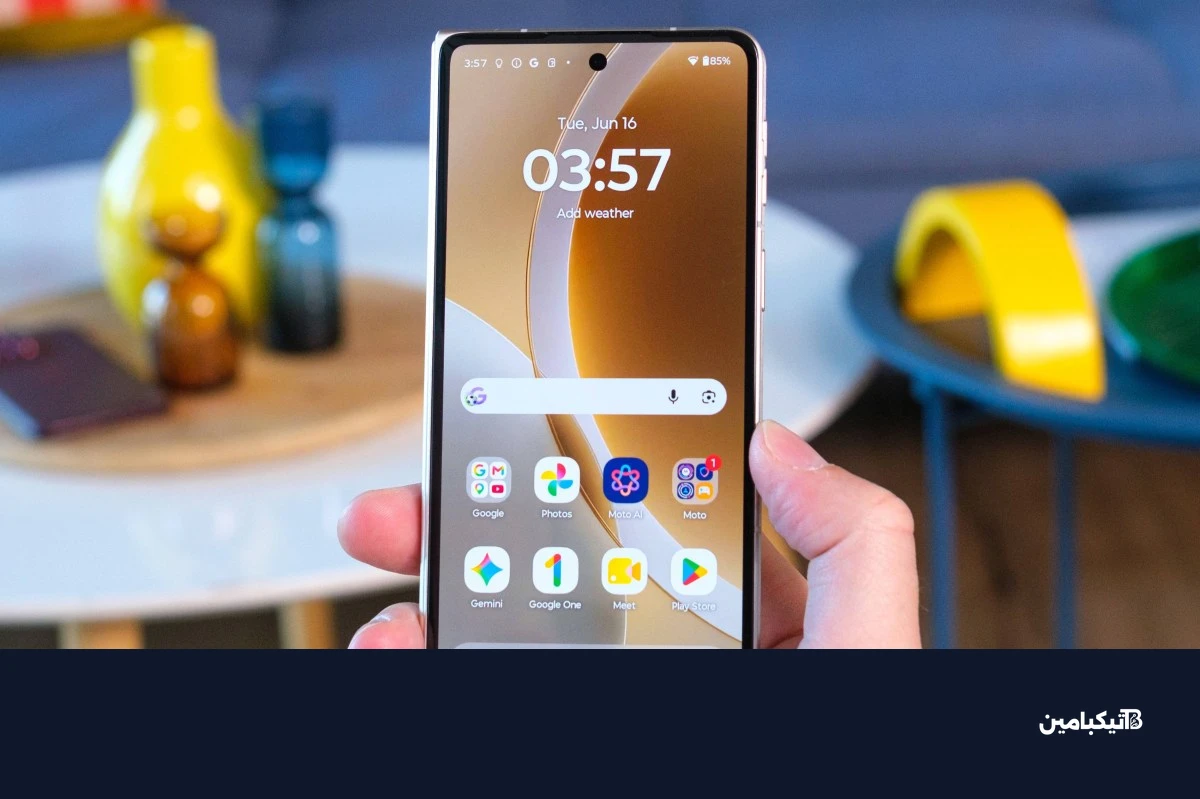 واجهة Hello UI في موتورولا Razr Fold