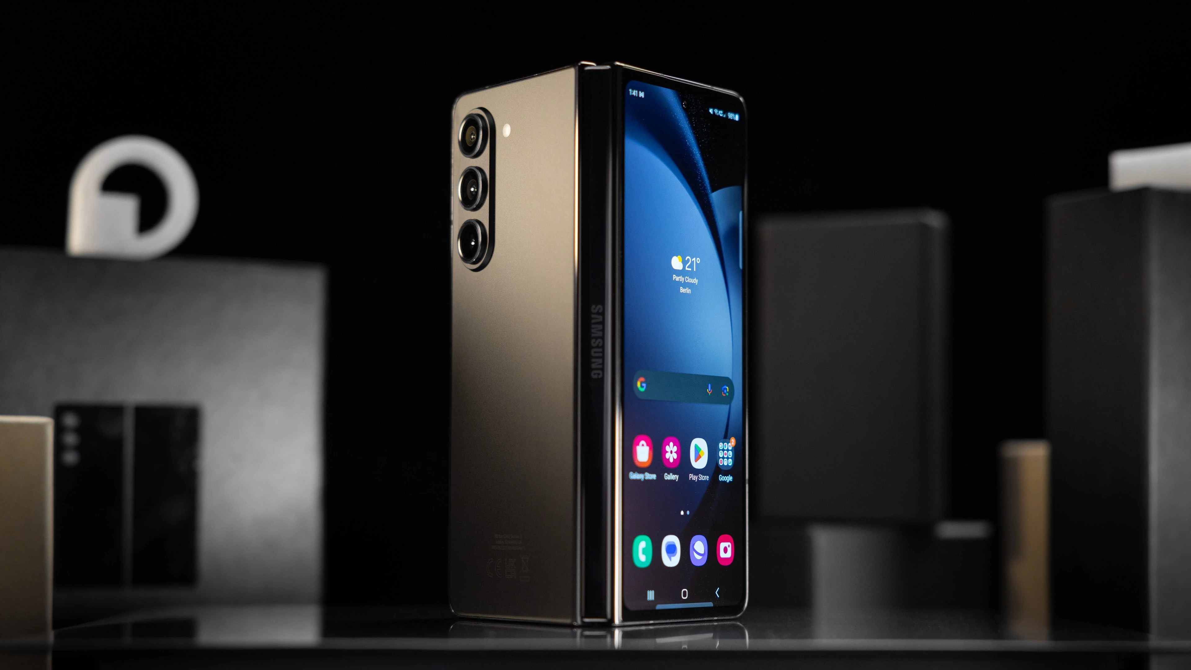صورة Galaxy Z Fold6